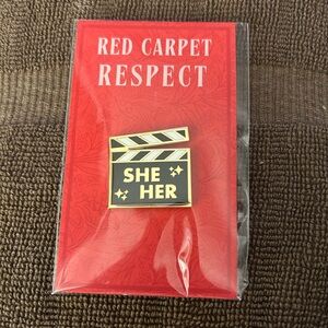 NWT Academy Museum Res Carpet Respect She / Her Pronoun Movie Clapboard Pin